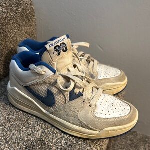 Jordan Sneakers in Blue and White
